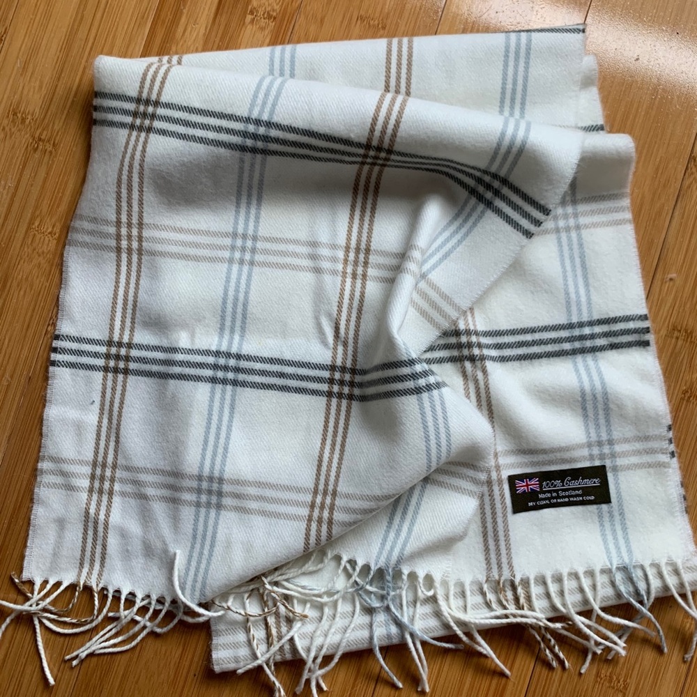 Plaid cashmere scarf